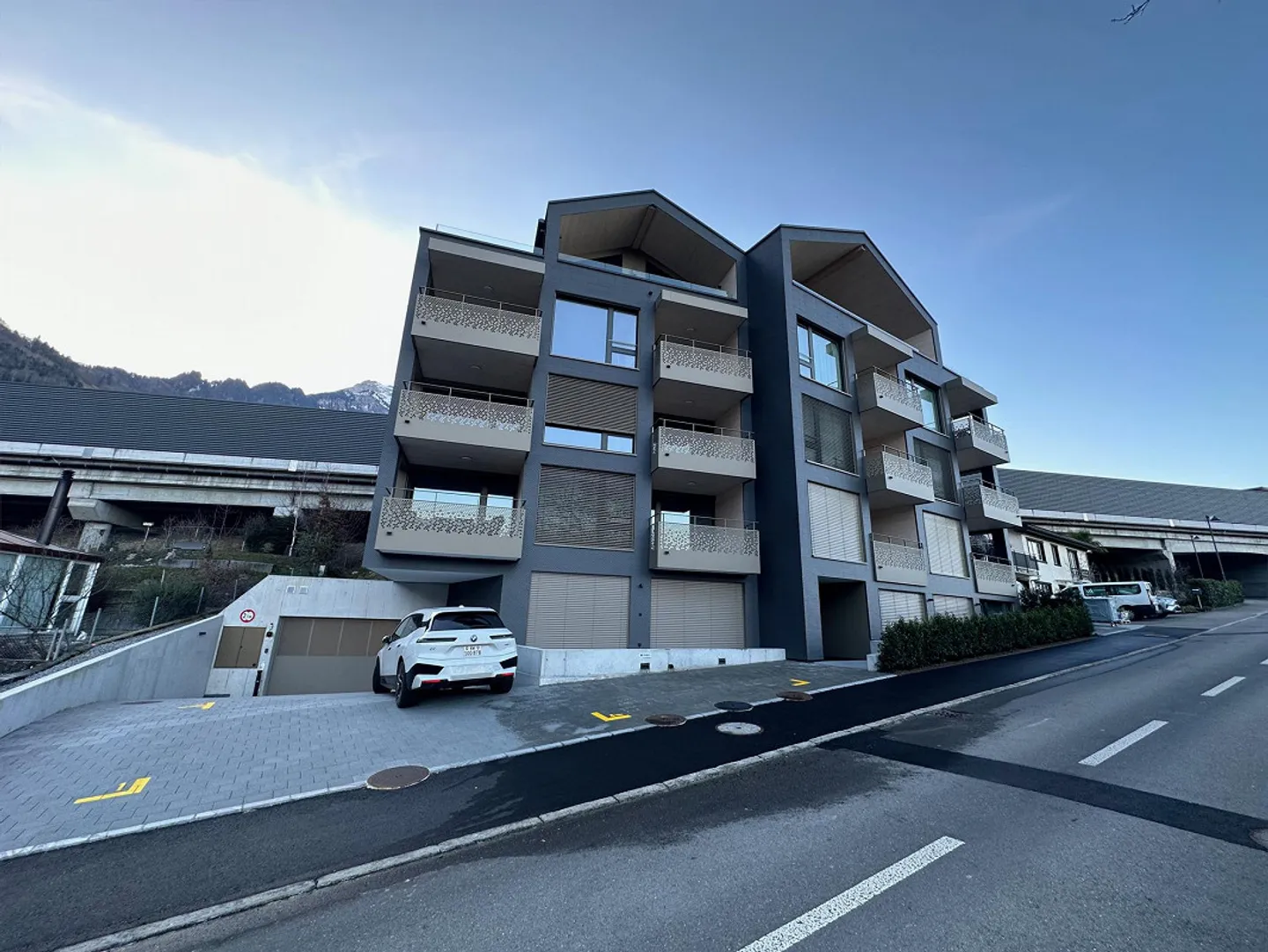 Nouvel appartement de 3 ½ pièces dans le Hergiswil fiscalement avantageux - Photo 2 sur 9