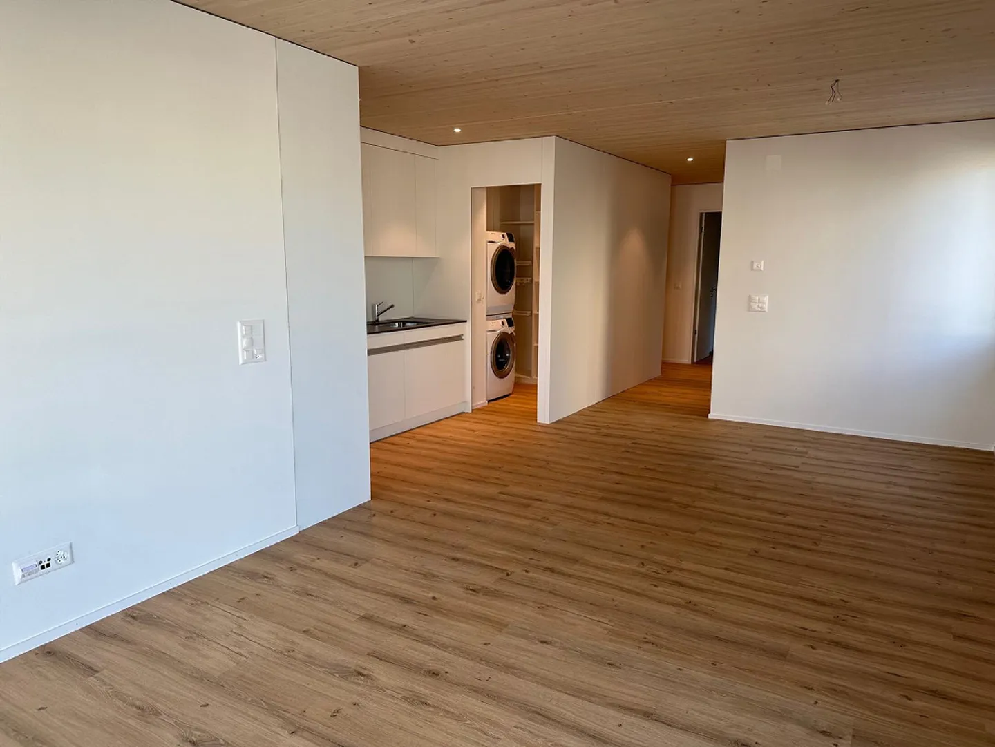 Nouvel appartement de 3 ½ pièces dans le Hergiswil fiscalement avantageux - Photo 5 sur 9
