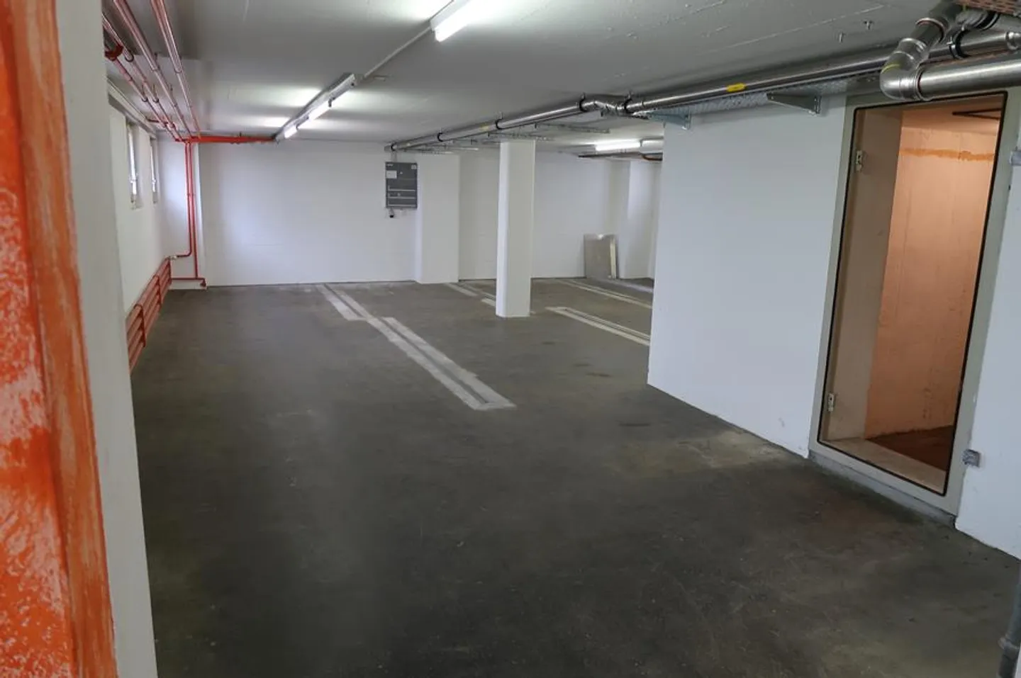 Vielseitig nutzbarer Gewerberaum in Schöftland - Foto 4 von 13