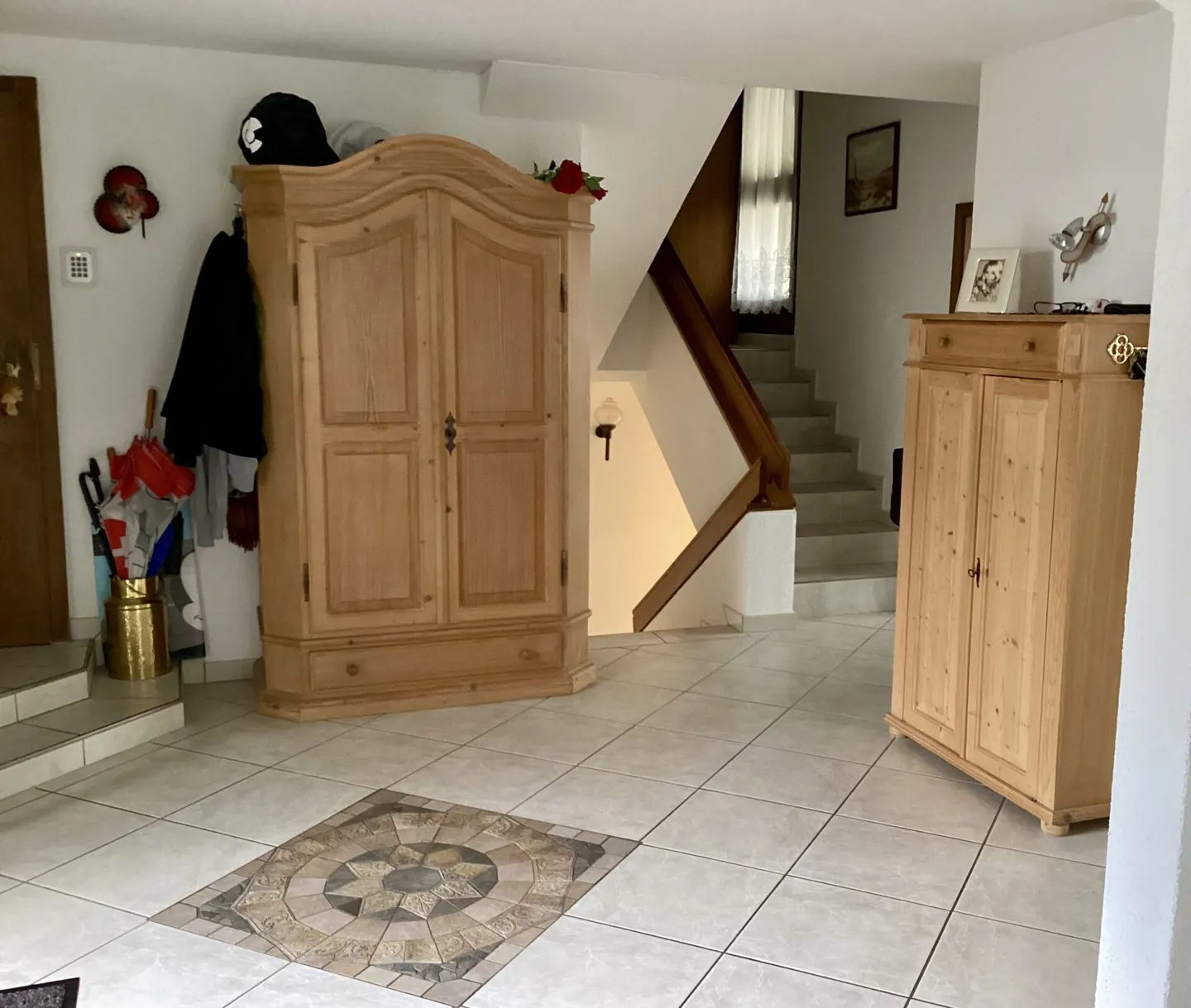 Casa unifamiliare spaziosa e speciale in una posizione tranquilla. Nessuna casa 0815! - Foto 5 di 14