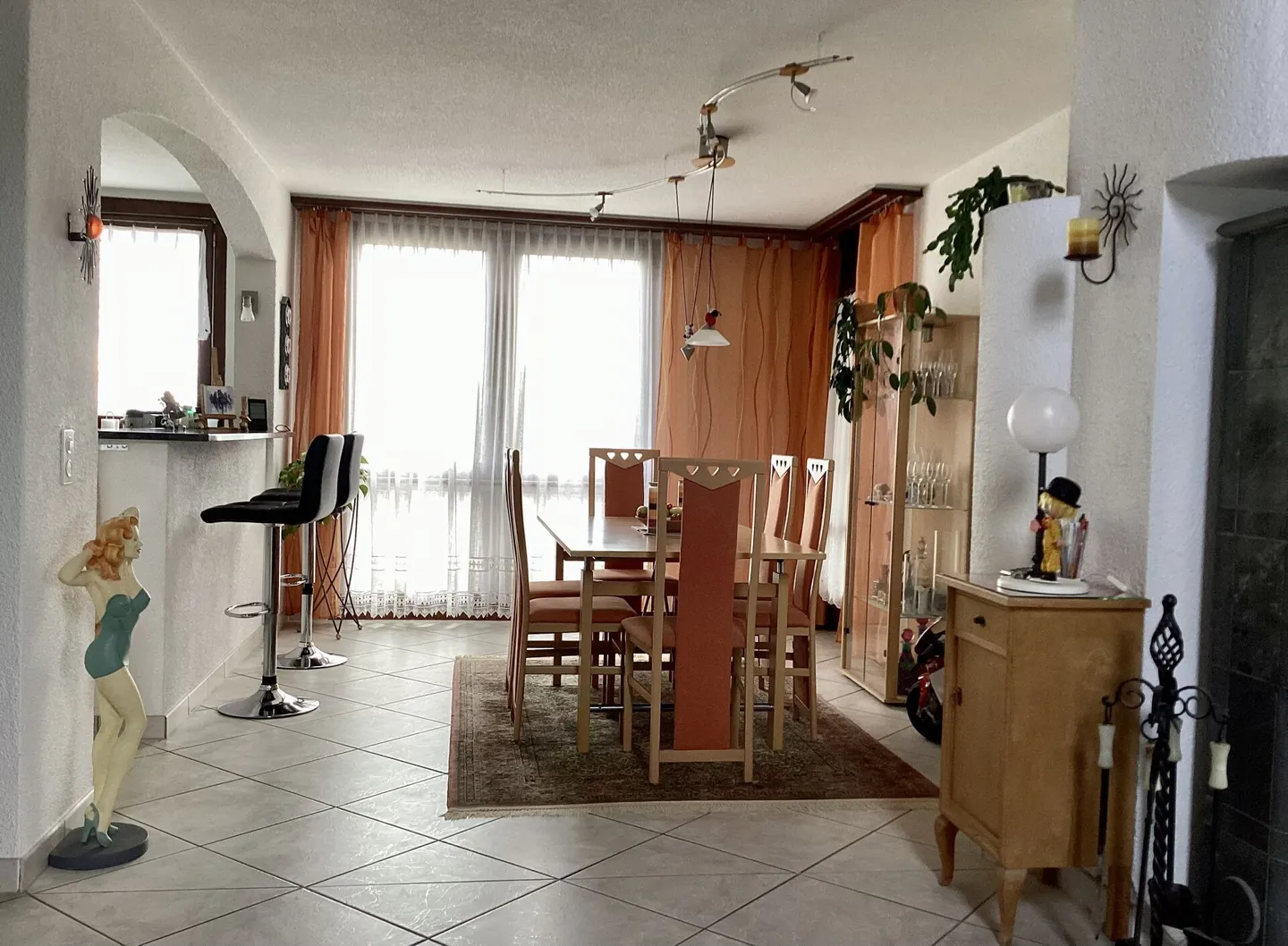 Casa unifamiliare spaziosa e speciale in una posizione tranquilla. Nessuna casa 0815! - Foto 3 di 14