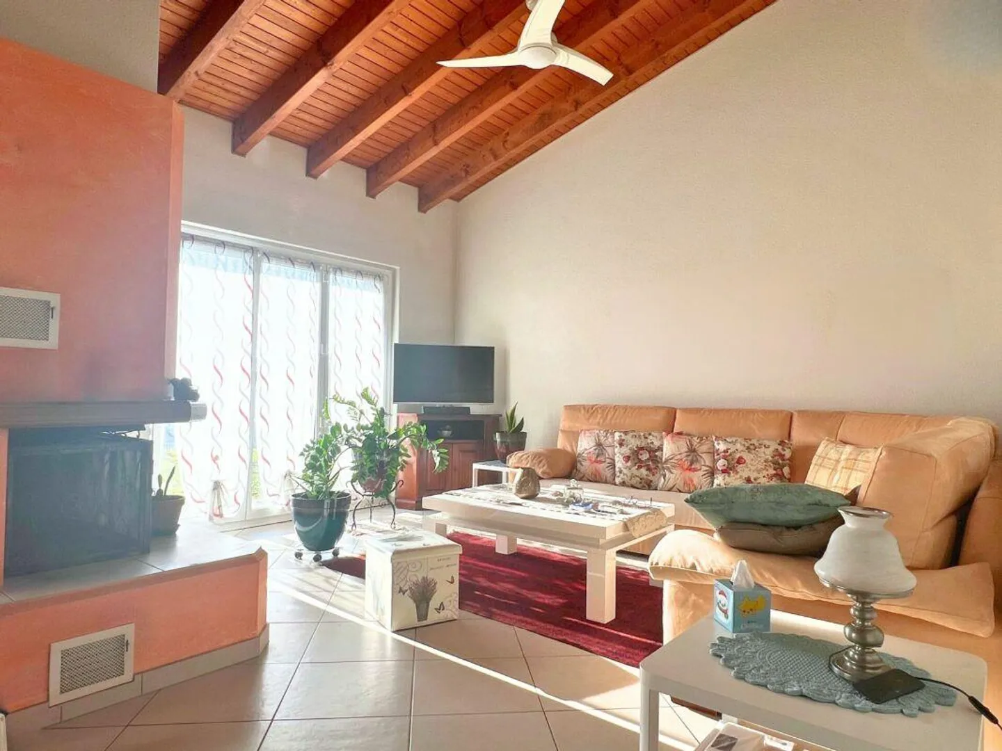 Wonderful single-family house with garden, view and sunny position... - Photo 6 of 20
