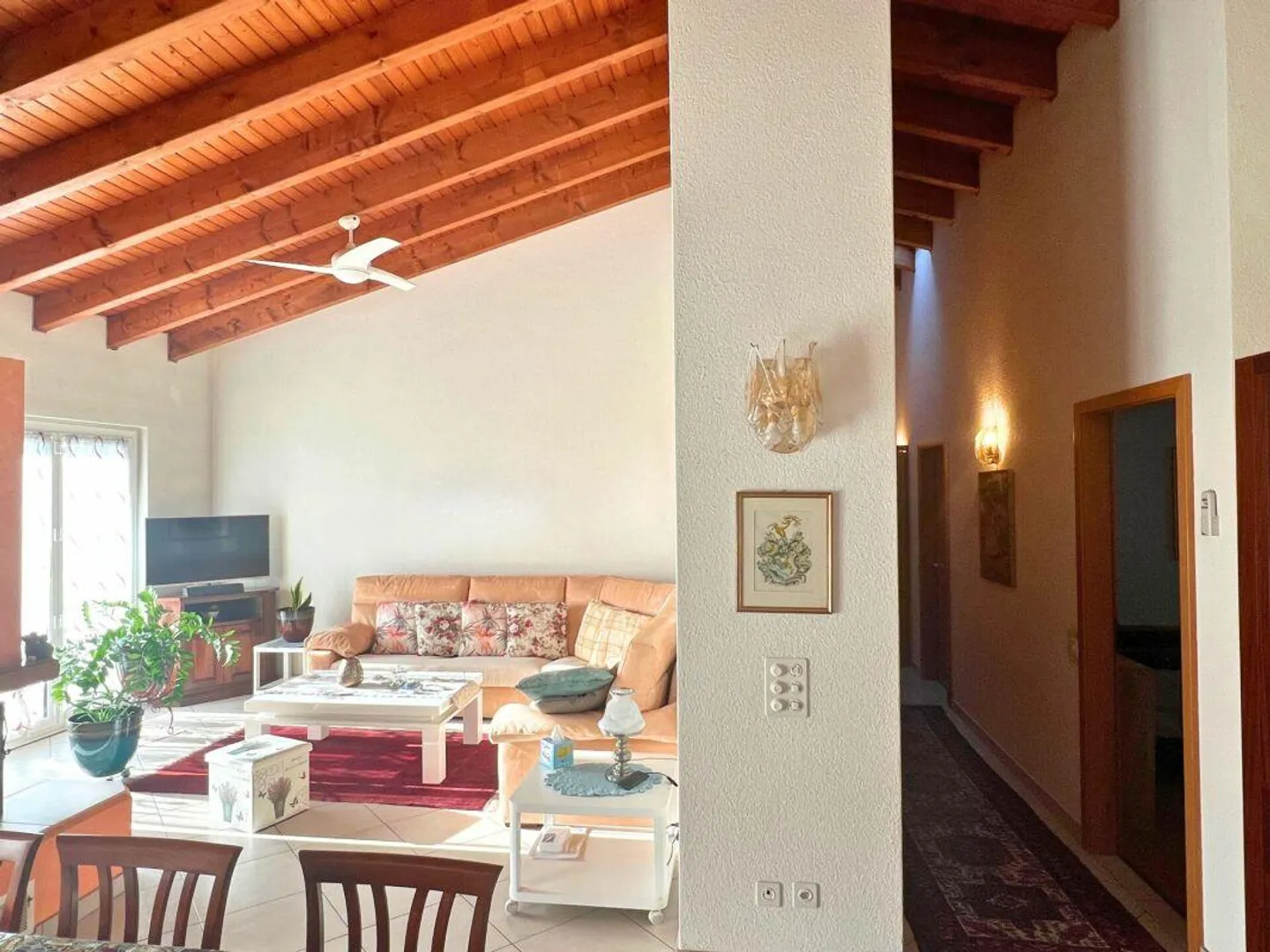 Wonderful single-family house with garden, view and sunny position... - Photo 7 of 20