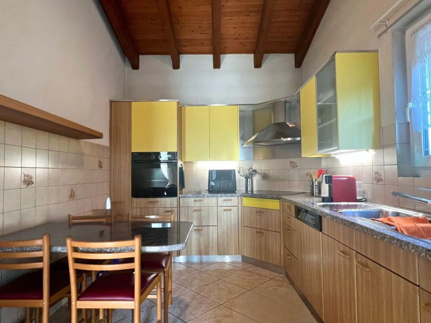 Wonderful single-family house with garden, view and sunny position... - Photo 9 of 20