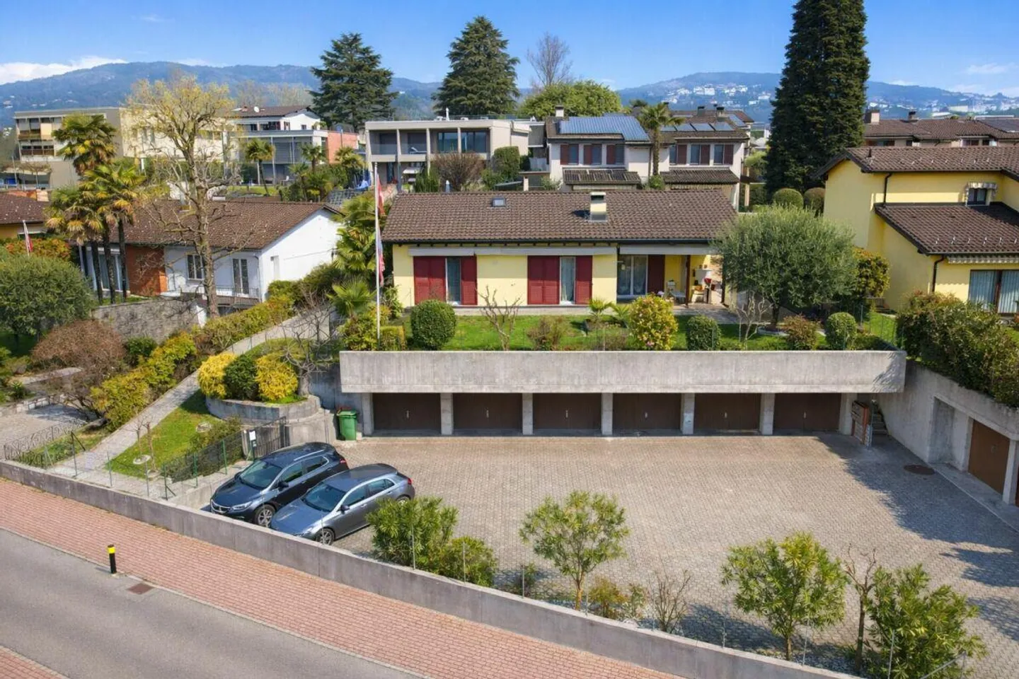 Wonderful single-family house with garden, view and sunny position... - Photo 18 of 20