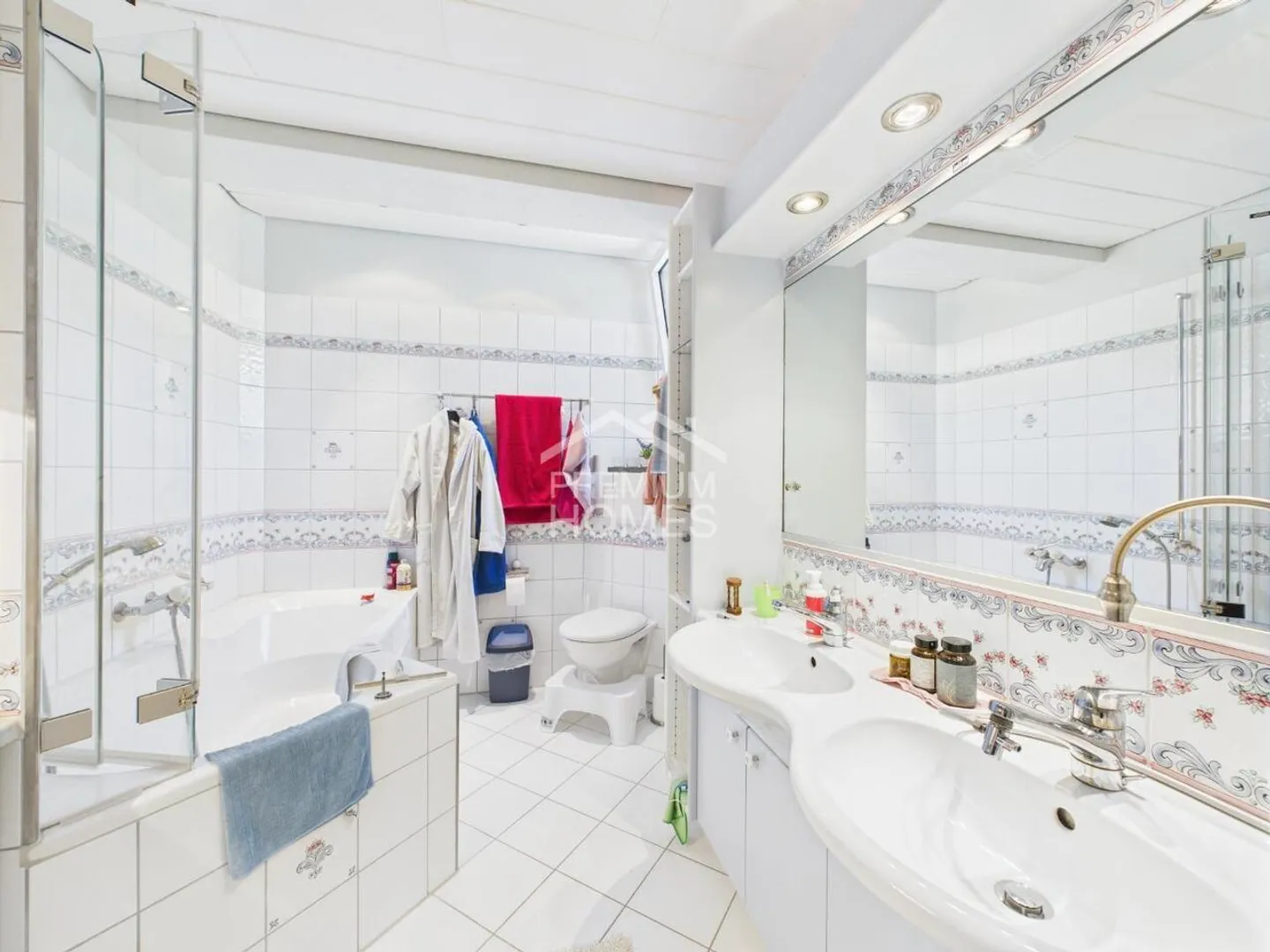 Propriété unique avec grande réserve foncière - Photo 7 sur 9