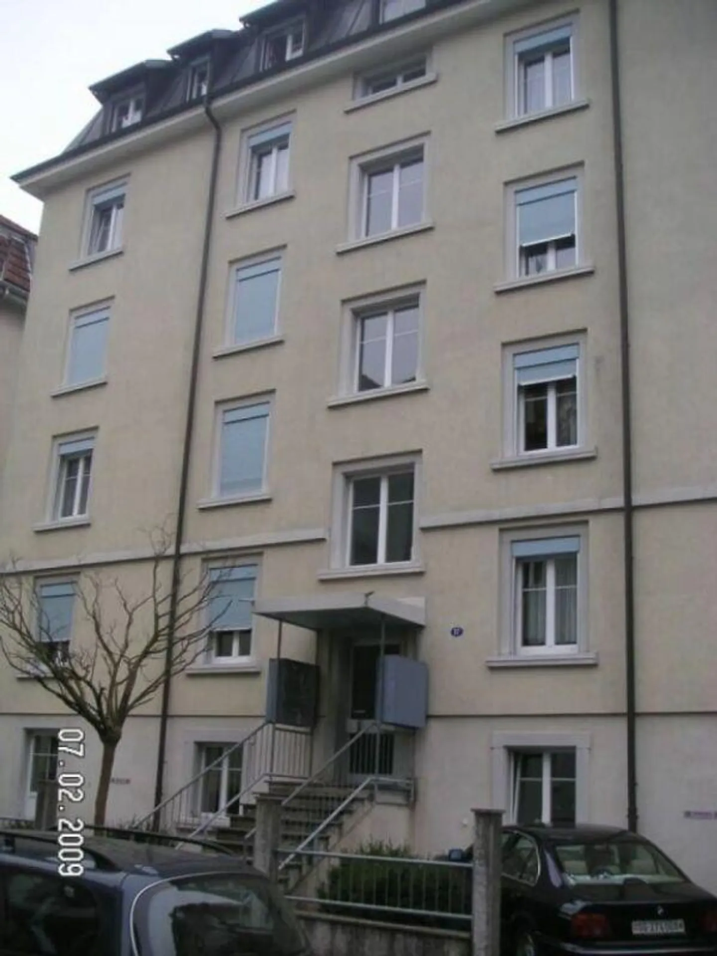 Grande appartement de 4.5 pièces - Photo 1 sur 9