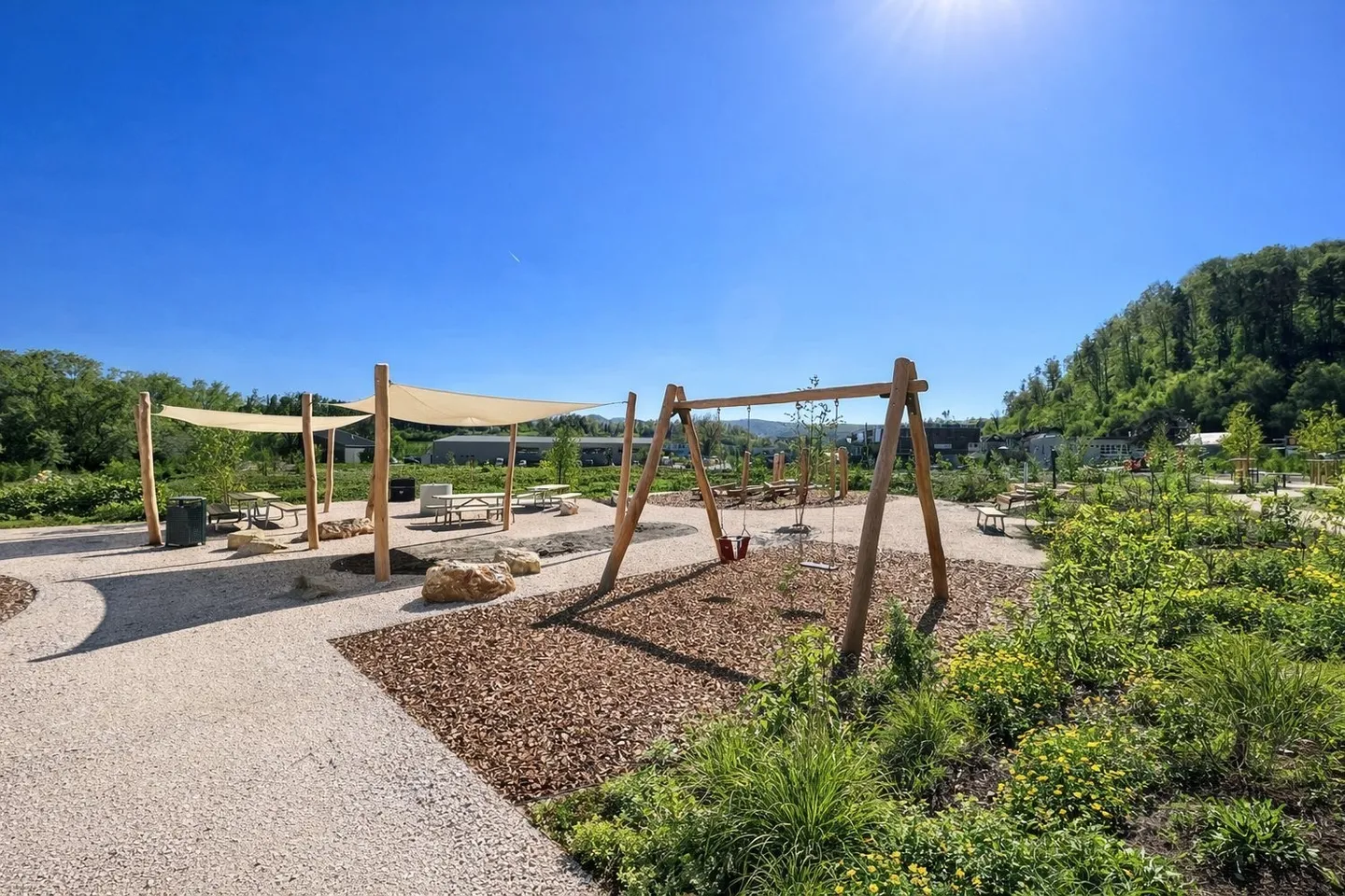 Modern 3.5-room apartment with balcony in a quiet location in Zwingen - Photo 14 of 17