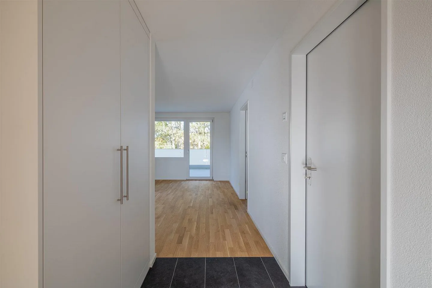 Modern Environment; Apartment with large balcony in the middle of Zollikofen - Photo 6 of 12