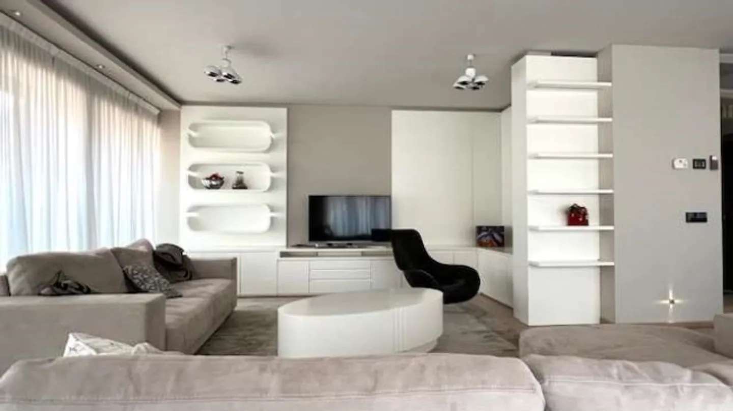 Prestigioso nuovo 5.5 - Foto 3 di 19