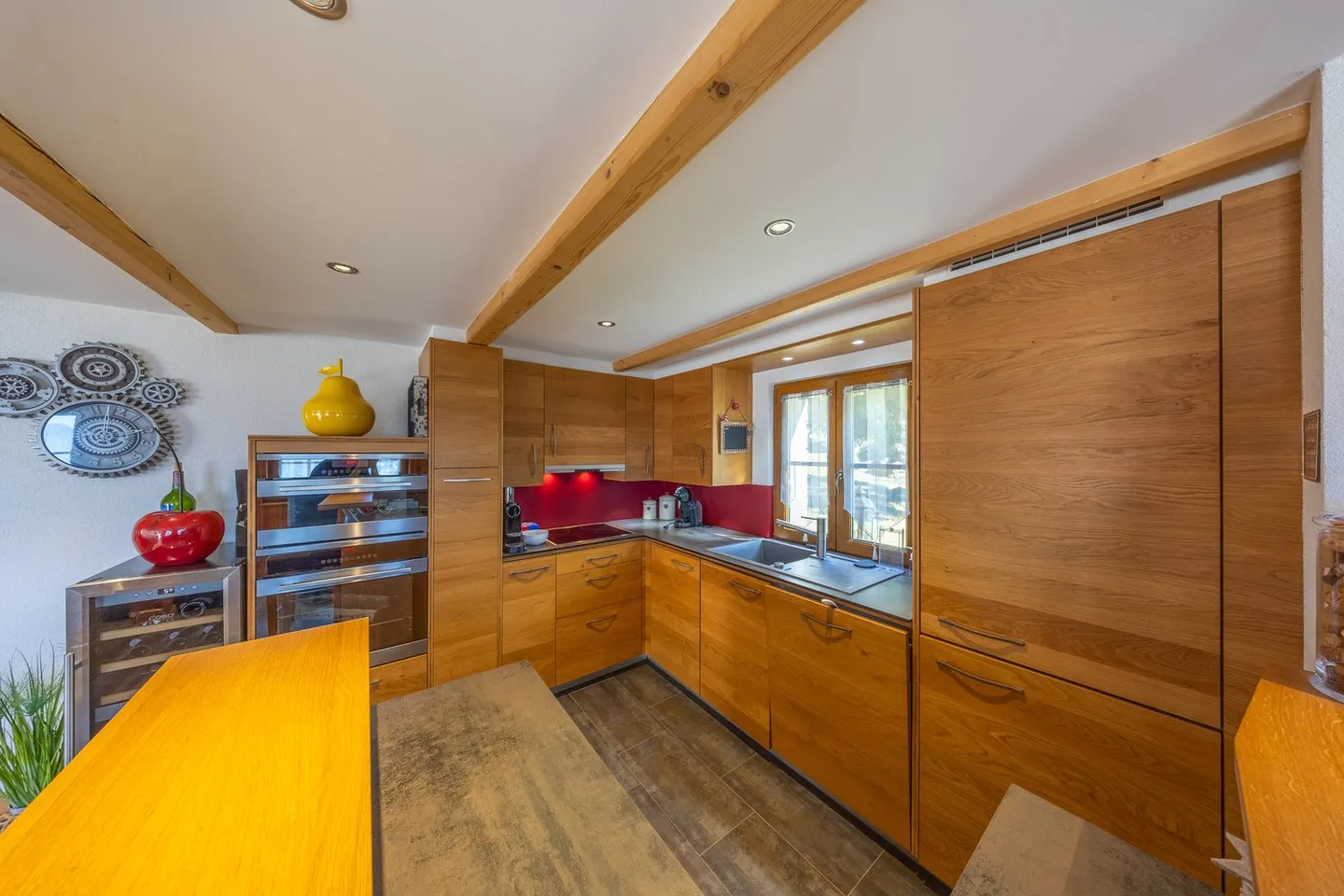 Beau chalet en bois et en pierre avec un emplacement exceptionnel - Photo 9 sur 21