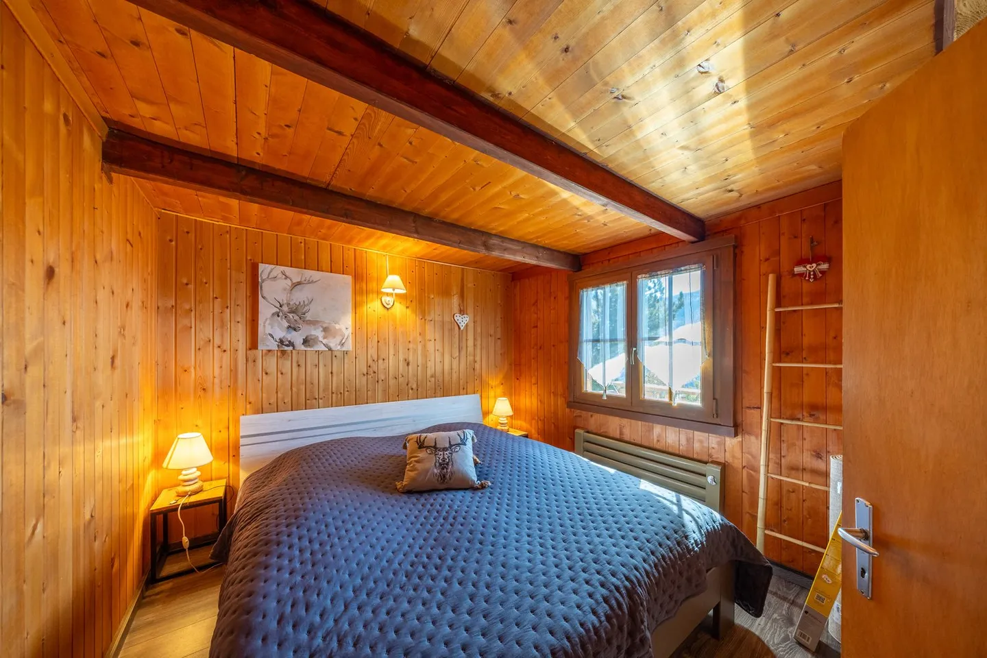 Beau chalet en bois et en pierre avec un emplacement exceptionnel - Photo 13 sur 21
