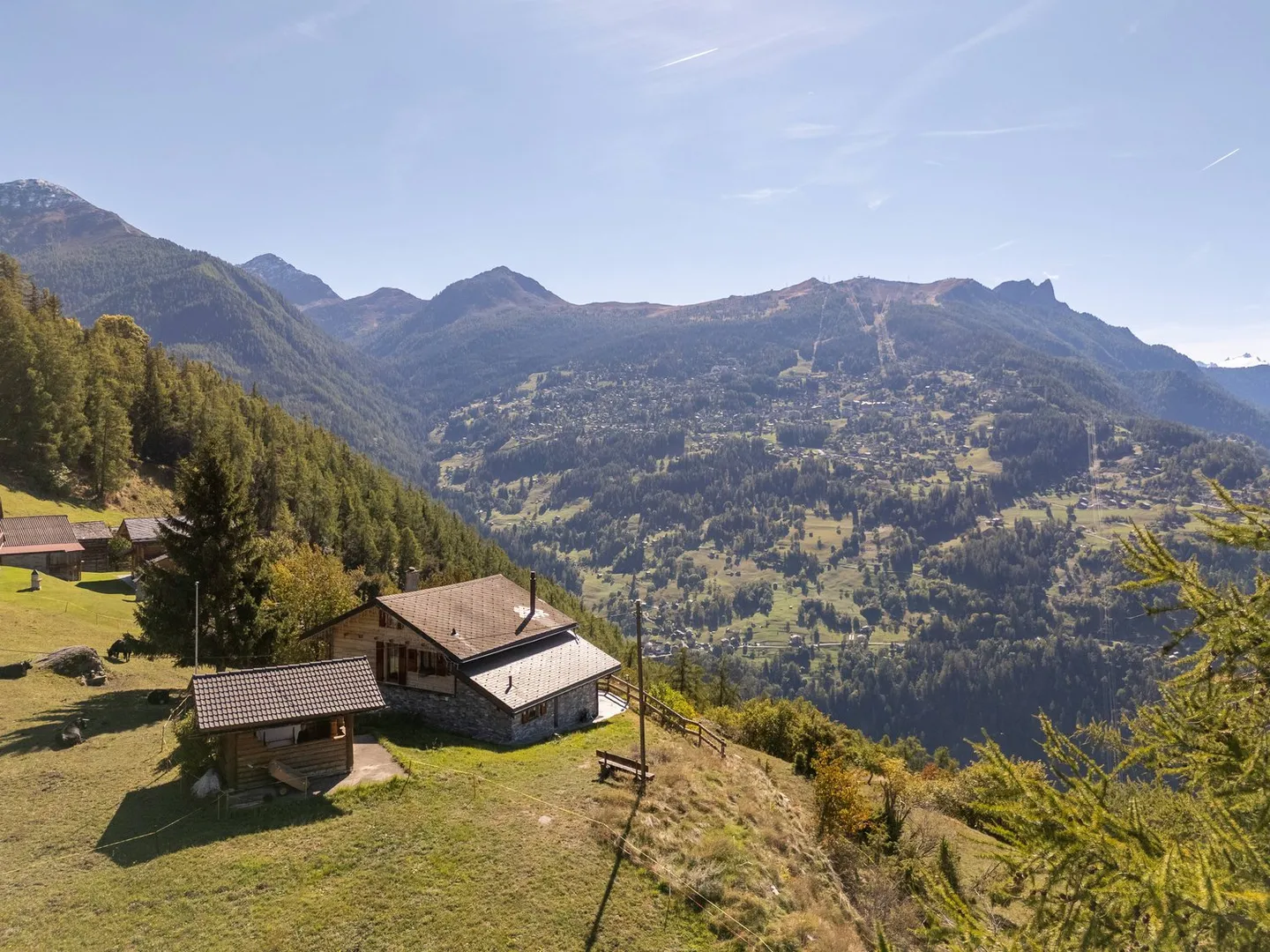 Beau chalet en bois et en pierre avec un emplacement exceptionnel - Photo 20 sur 21