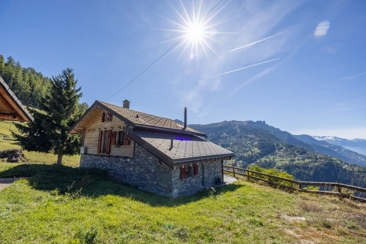 Beau chalet en bois et en pierre avec un emplacement exceptionnel - Photo 21 sur 21
