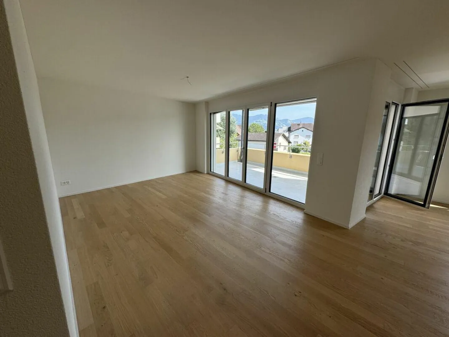 Modernes 3.5-Zimmer-Apartment - Foto 5 von 12
