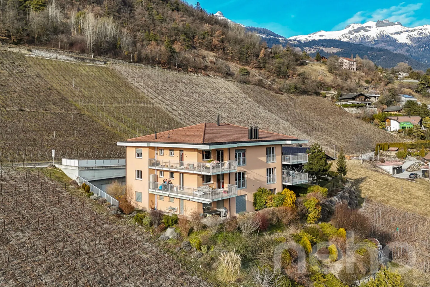 Appartamento Stupendo con Vista - Foto 1 di 13