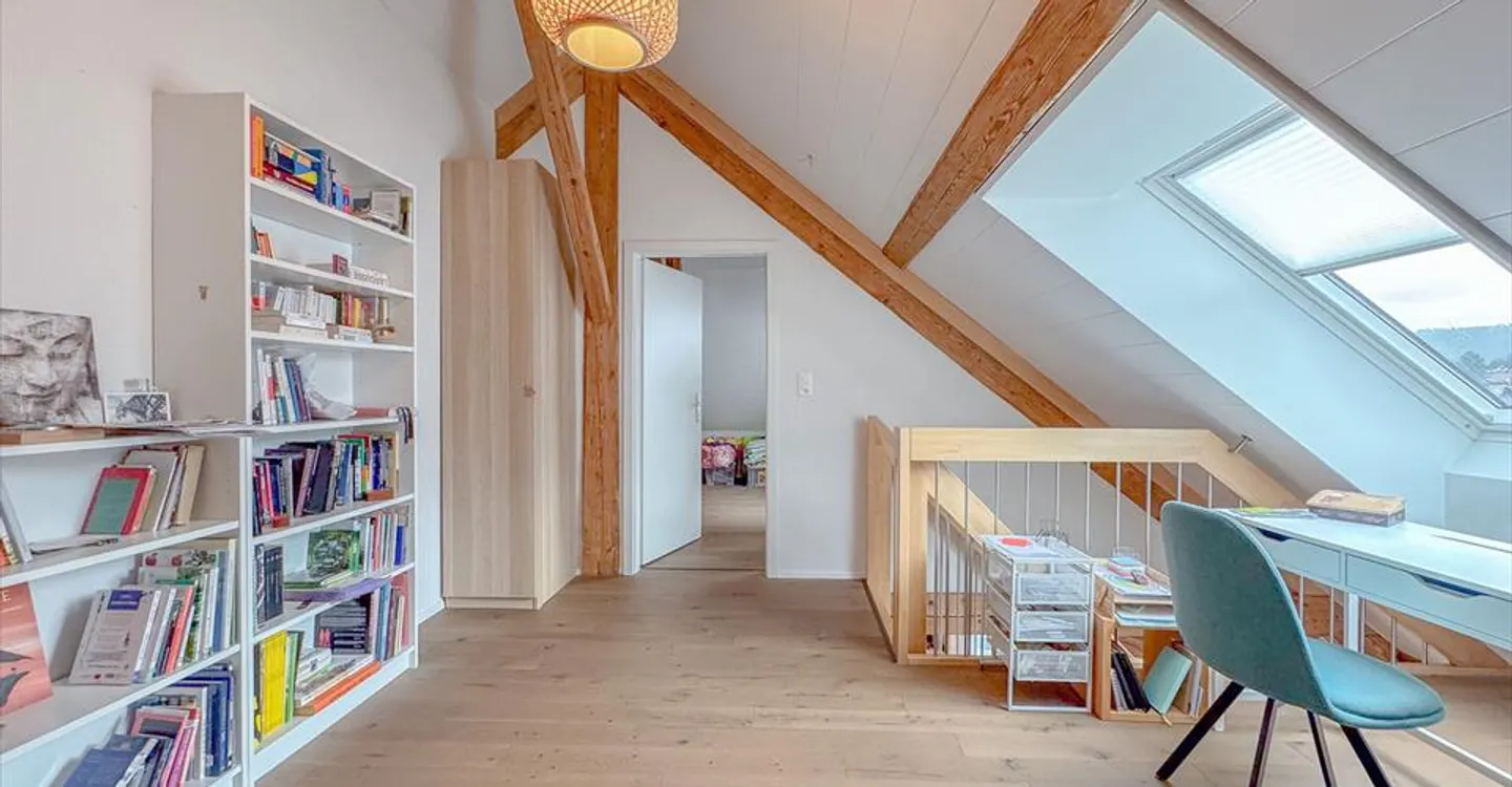 Wunderschöne 4,5-Zimmer-Duplex-PPE mit Südostausrichtung - Foto 10 von 12