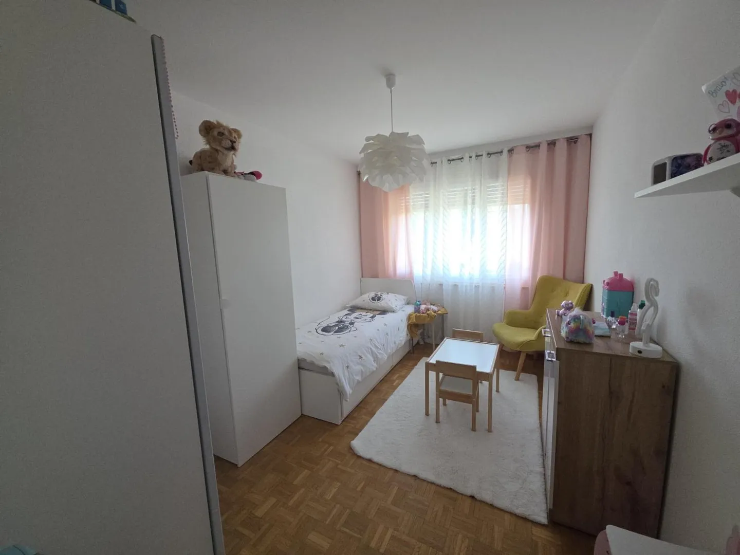 Peseux - 4-Zimmer-Familienwohnung in ruhiger Lage - Foto 6 von 8