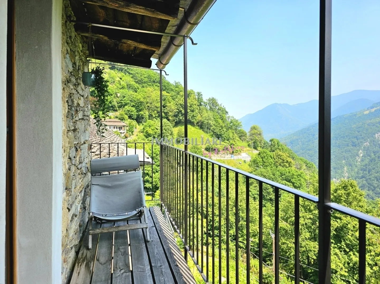 Casa singola in affitto - Foto 4 di 13