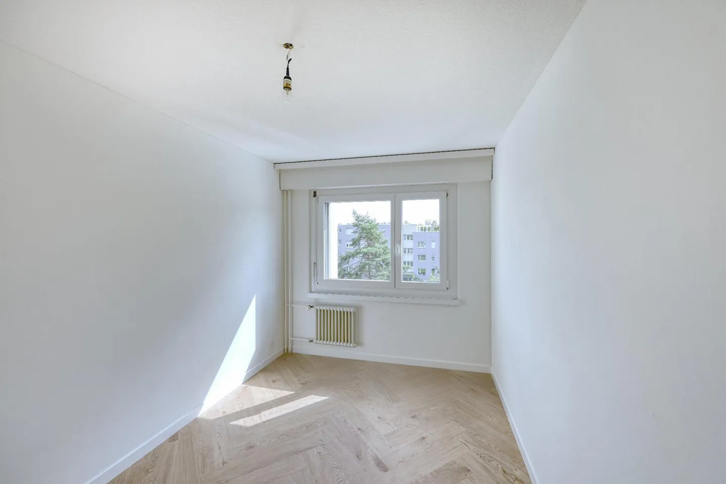 Neu sanierte 4-Zimmer im klassischen Stil - per 01. Oktober 2025 zu vermieten - Foto 2 von 10