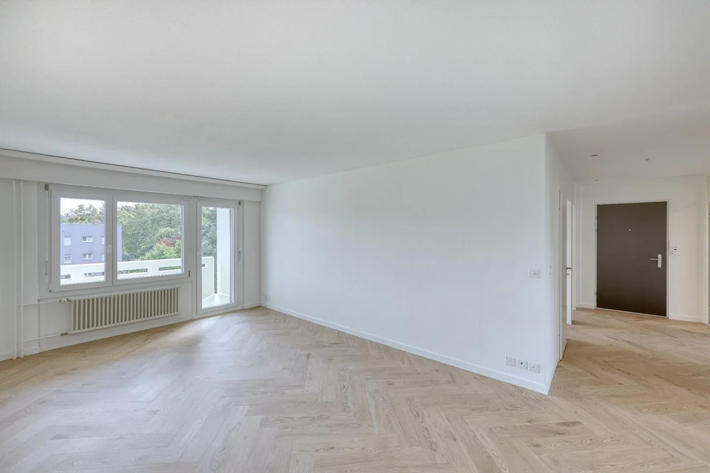 Neu sanierte 4-Zimmer im klassischen Stil - per 01. Oktober 2025 zu vermieten - Foto 3 von 10