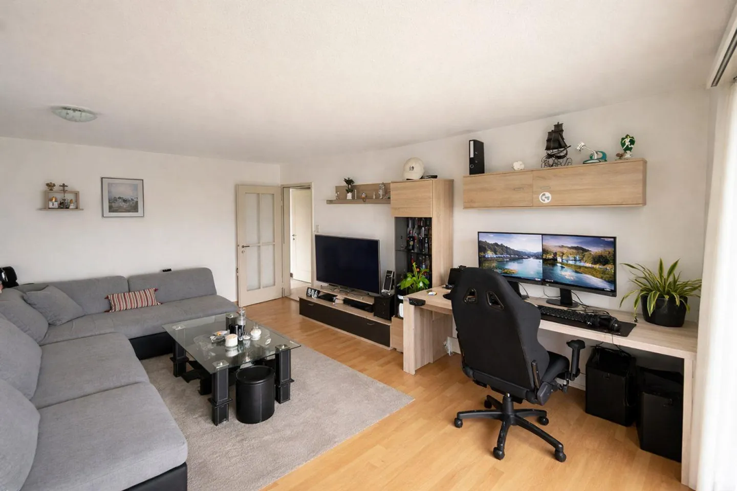 Recherche de locataire : appartement 2 pièces avec balcon à Uster - Central - Photo 4 sur 10