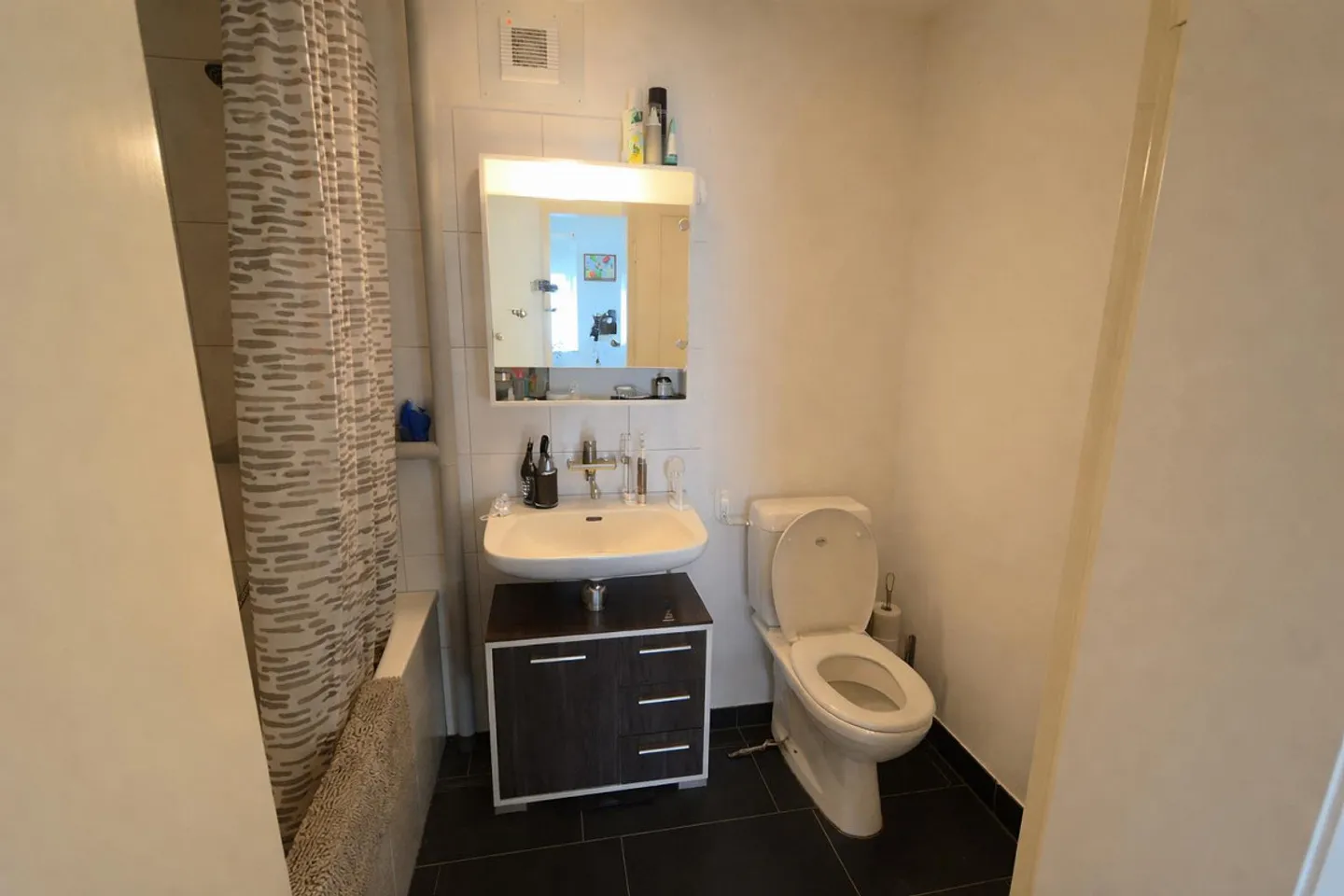 Recherche de locataire : appartement 2 pièces avec balcon à Uster - Central - Photo 10 sur 10