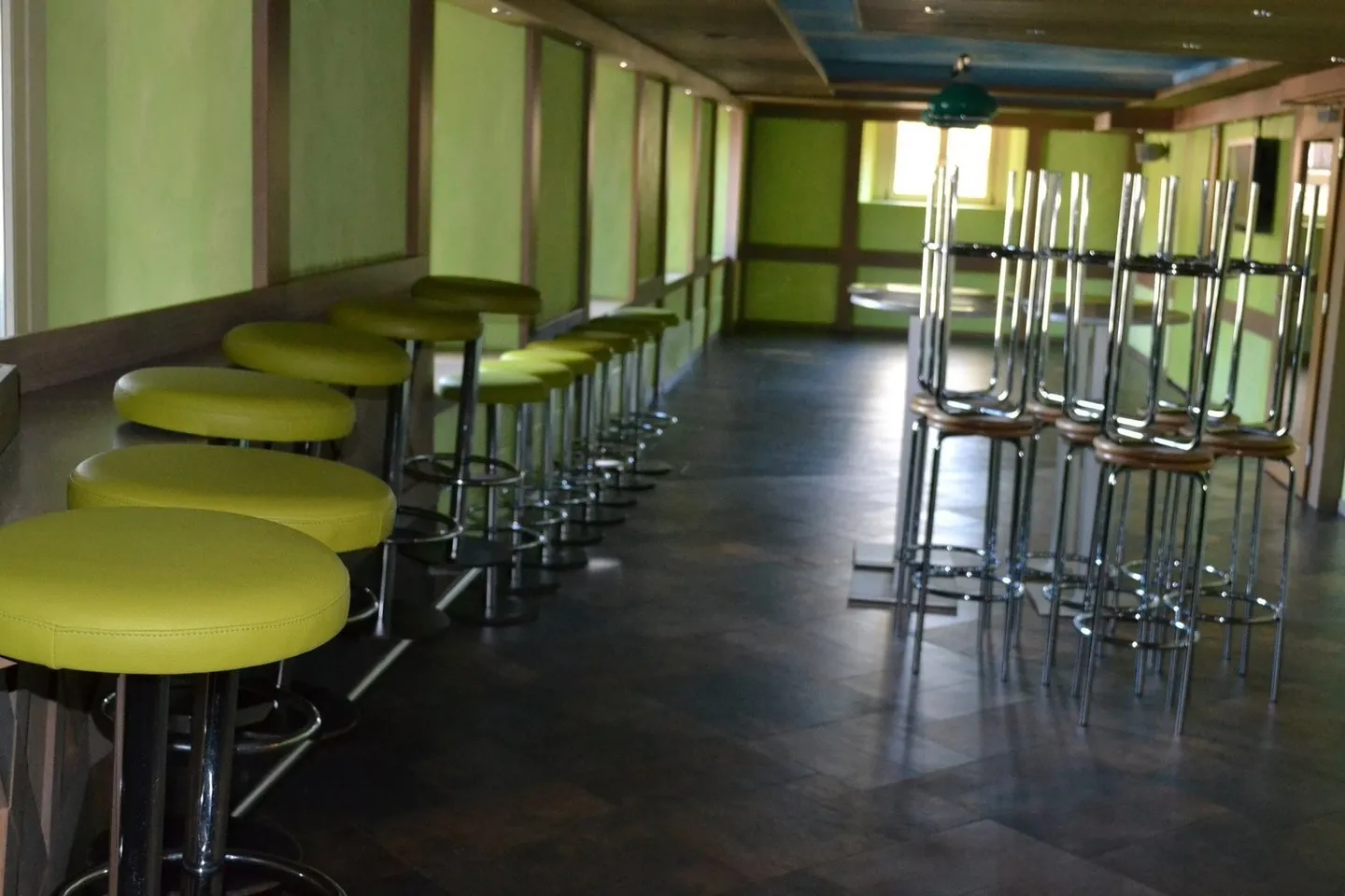 TOP Event Location/BAR for up to 200 people - Photo 14 of 17