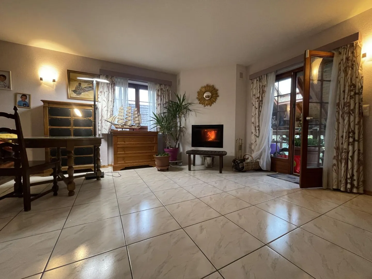 Villa rénovée avec panneaux solaires - Photo 5 sur 13