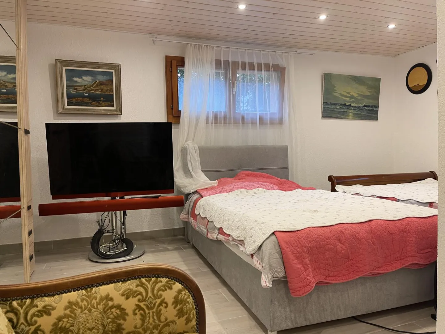 Villa rénovée avec panneaux solaires - Photo 9 sur 13