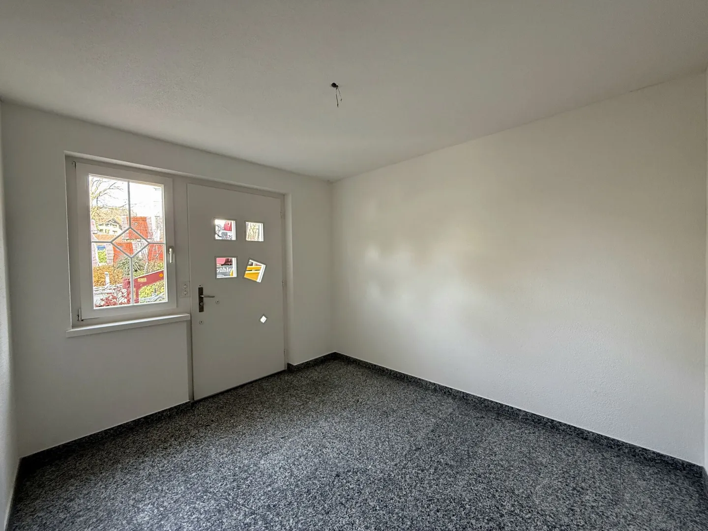 Modernes 6.5-Zimmer-Reiheneckhaus mit tollem Garten! Ideal für Familien und Paare - Foto 15 von 19