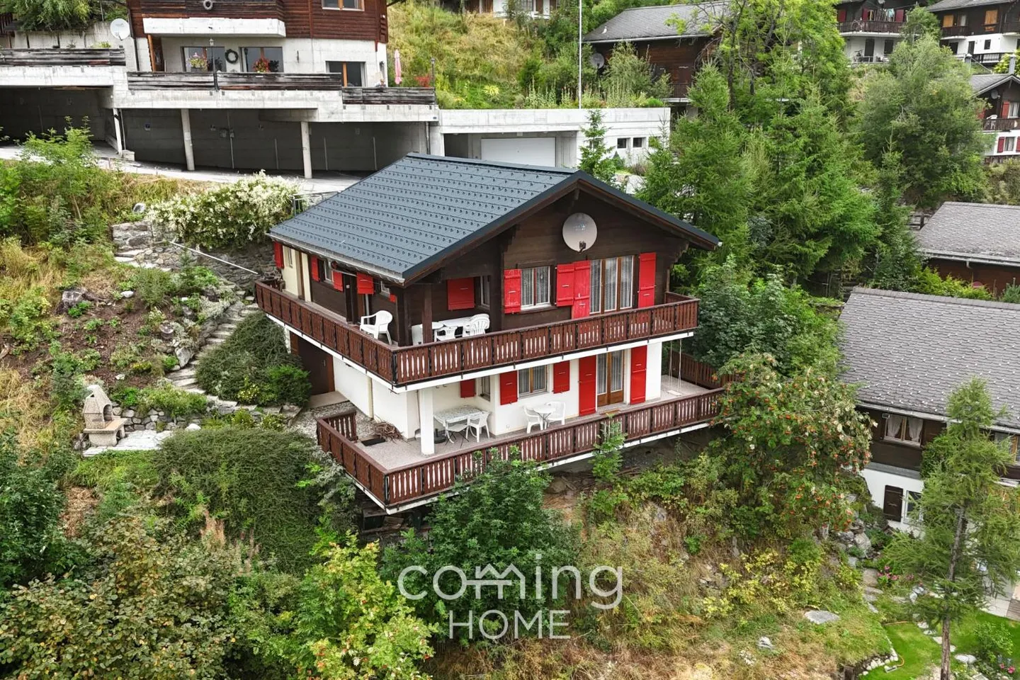 Chalet avec 2×3.5 pièces appartements & vue panoramique sur les montagnes - résidence secondaire dans le Lötschental VS - Photo 1 sur 13