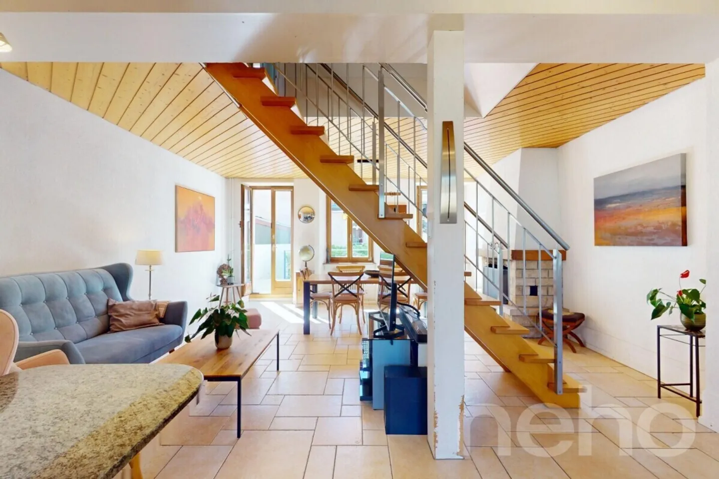 Magnifique maison mitoyenne rénovée au c?ur du village - Photo 3 sur 12