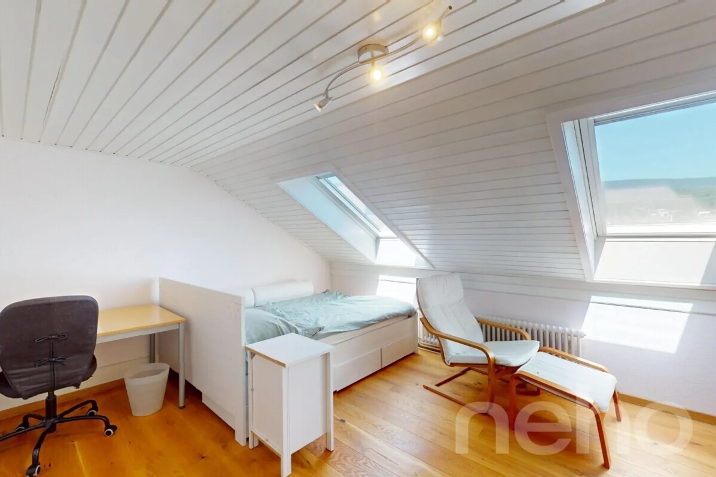 Magnifique maison mitoyenne rénovée au c?ur du village - Photo 9 sur 12