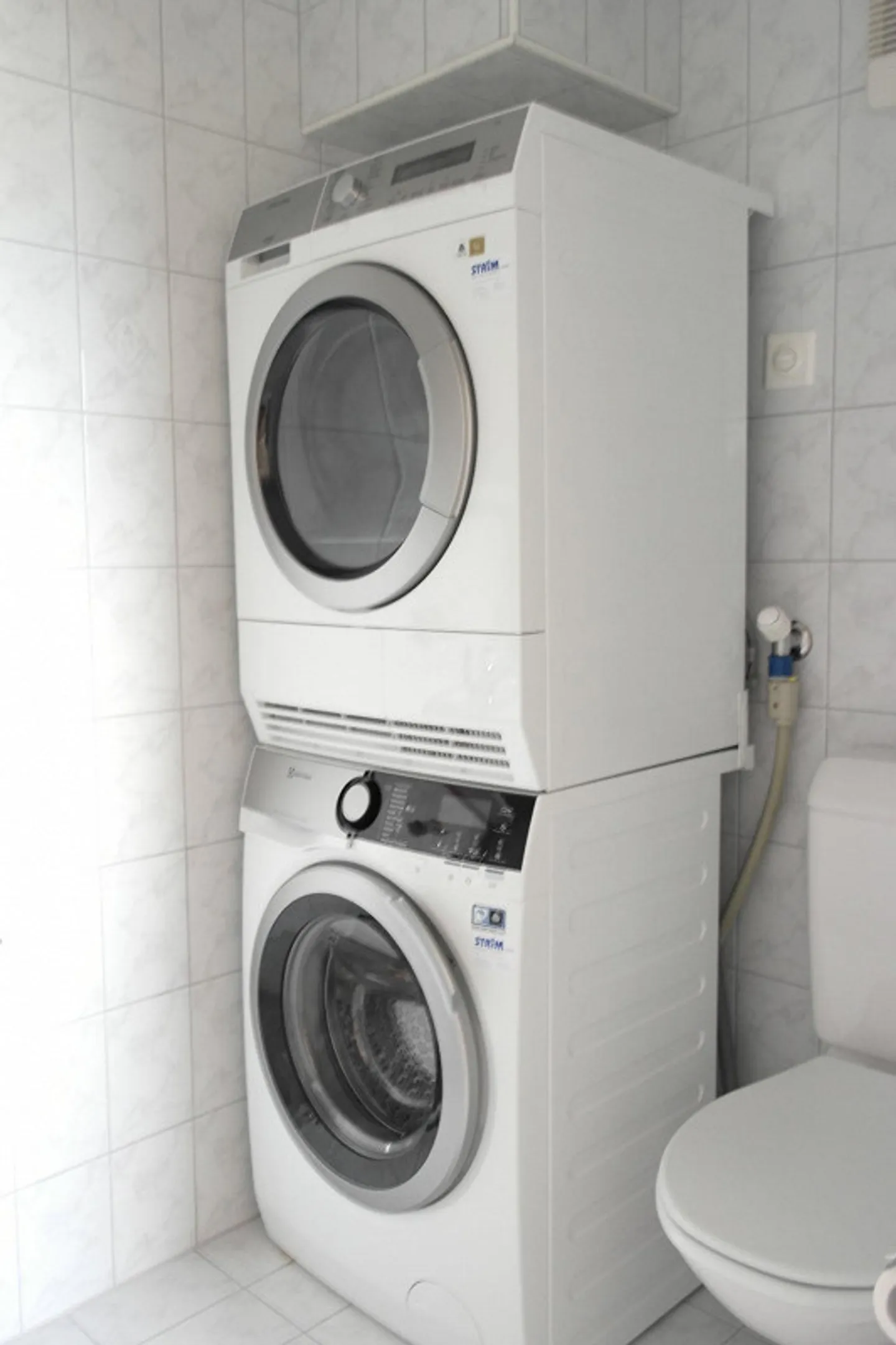 Attenzione famiglie: Ottimo appartamento duplex di 5,5 stanze in affitto - Foto 3 di 3