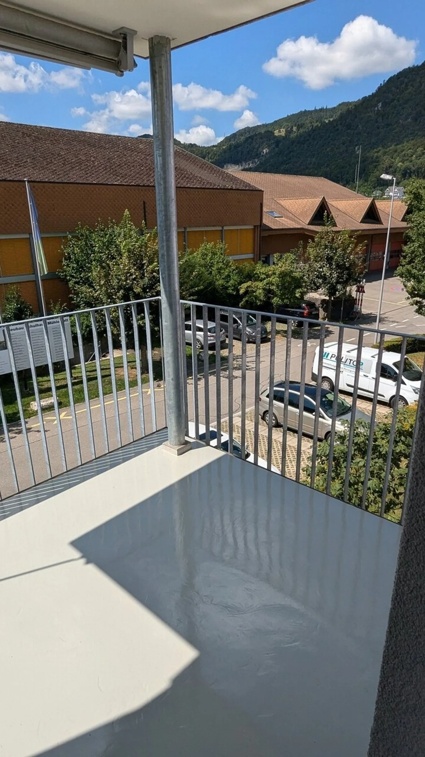 Appartamento moderno di 2,5 stanze con torre di lavaggio privata - Foto 6 di 8