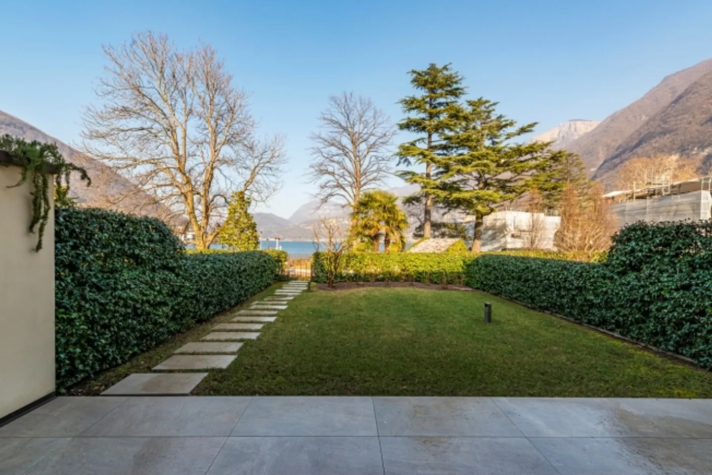 Villa "BEGONIA" directly on the lake - Photo 10 of 16