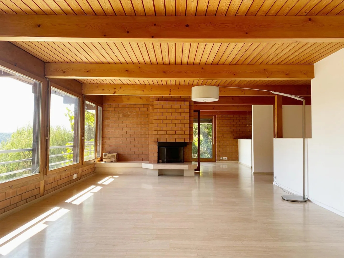 Detached single-family house with spectacular views - Photo 1 of 20