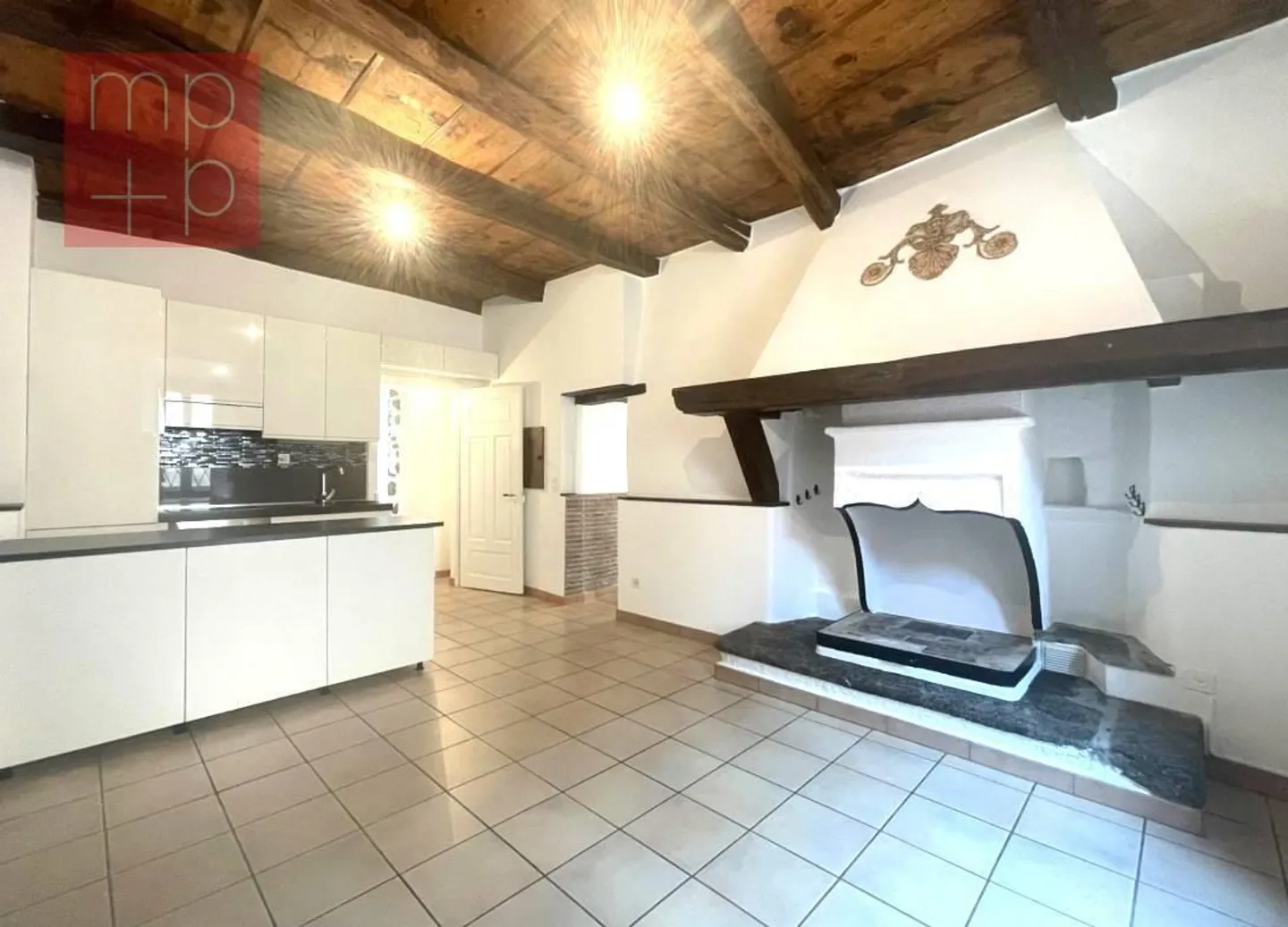 Villa - Torricella-Taverne - Photo 2 sur 8