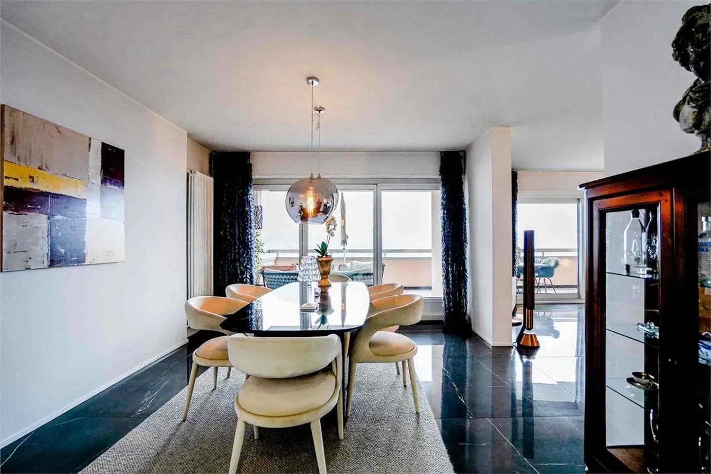 MAGNIFICO APPARTAMENTO CON DEPENDANCE E VISTA LAGO - Foto 8 di 13