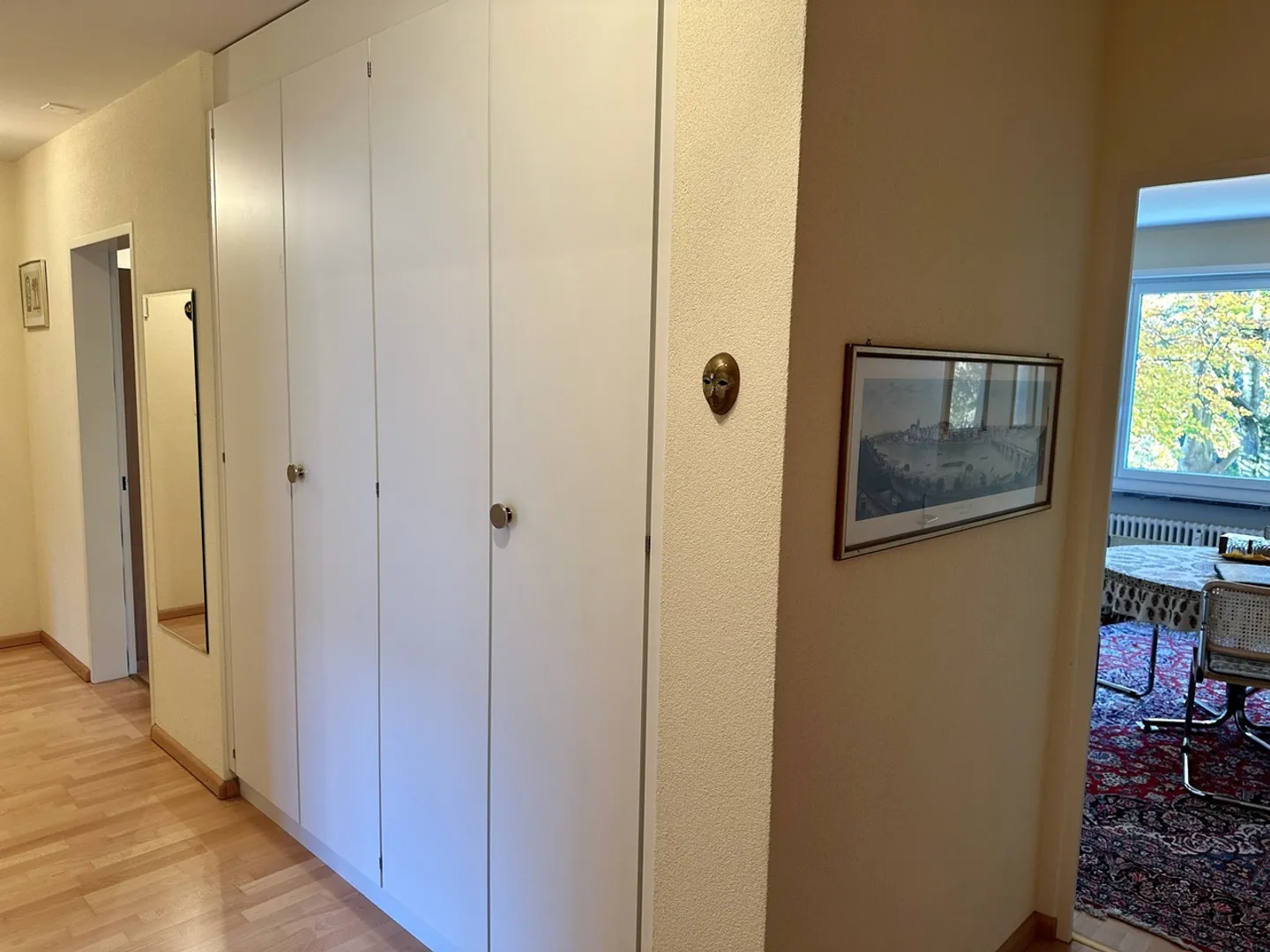 Ottimo appartamento in una posizione tranquilla con vista sul verde a Riehen - Foto 10 di 14