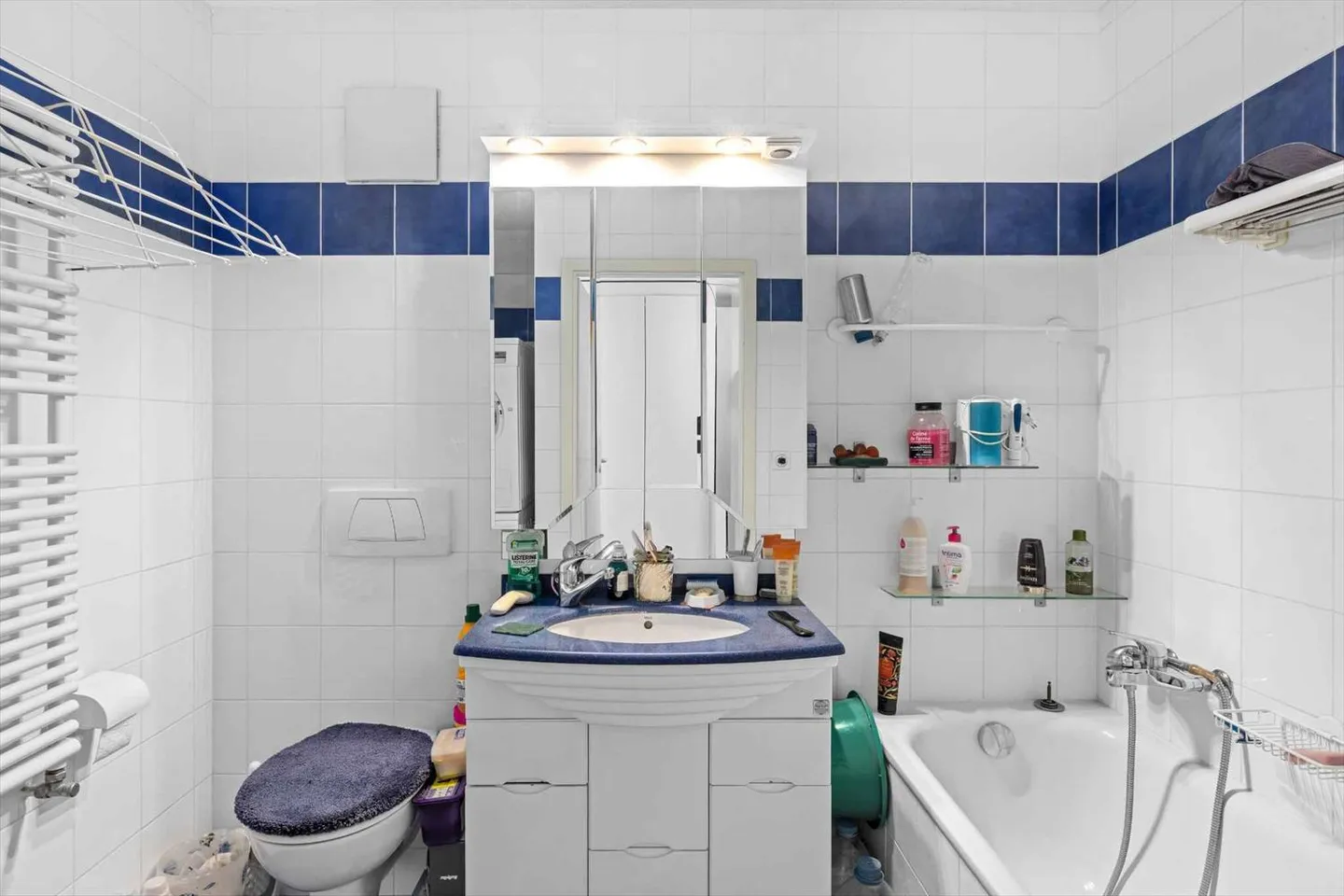 Helle Wohnung mit Balkon und grünem Blick - Foto 10 von 13