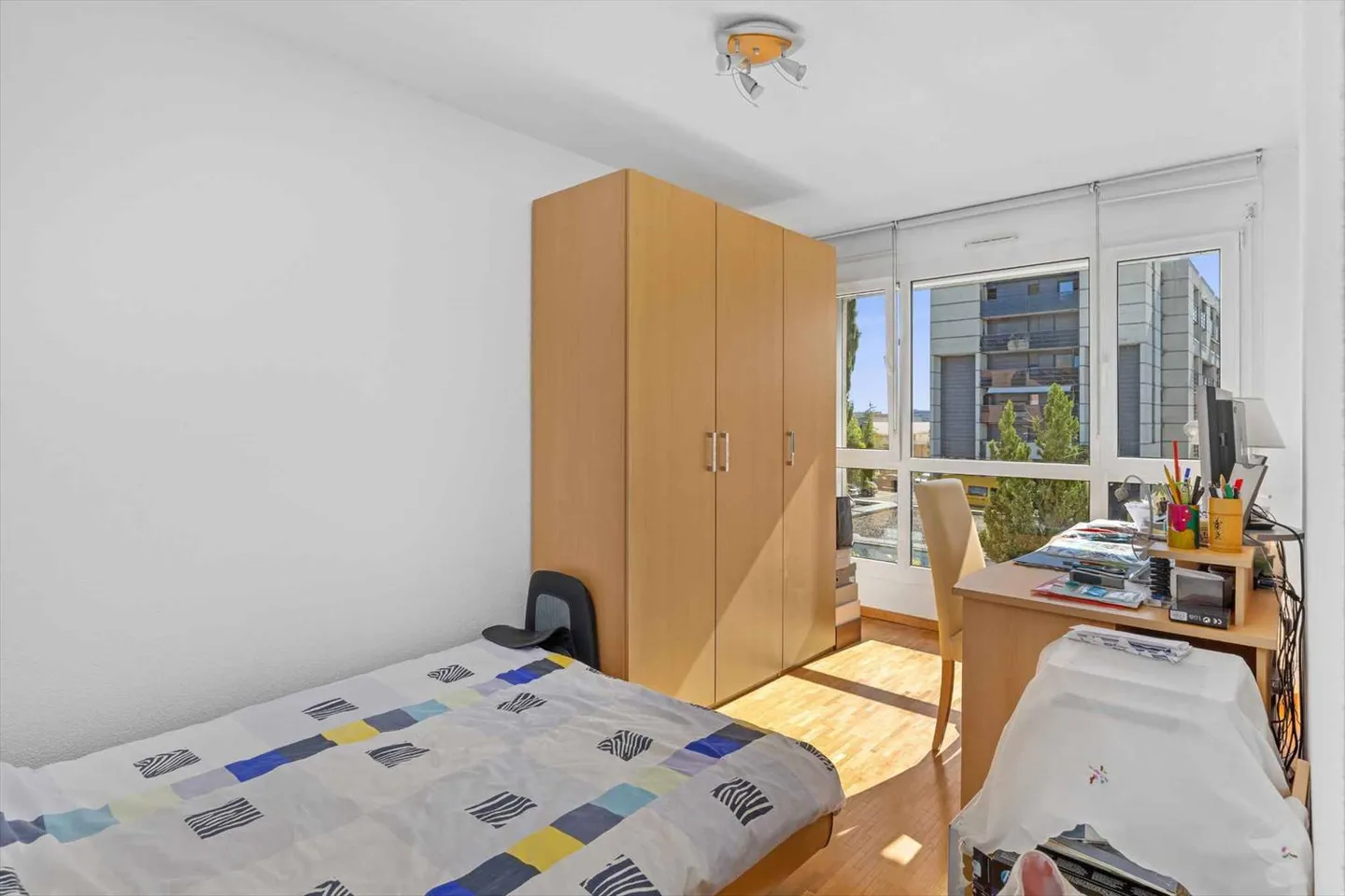 Helle Wohnung mit Balkon und grünem Blick - Foto 9 von 13