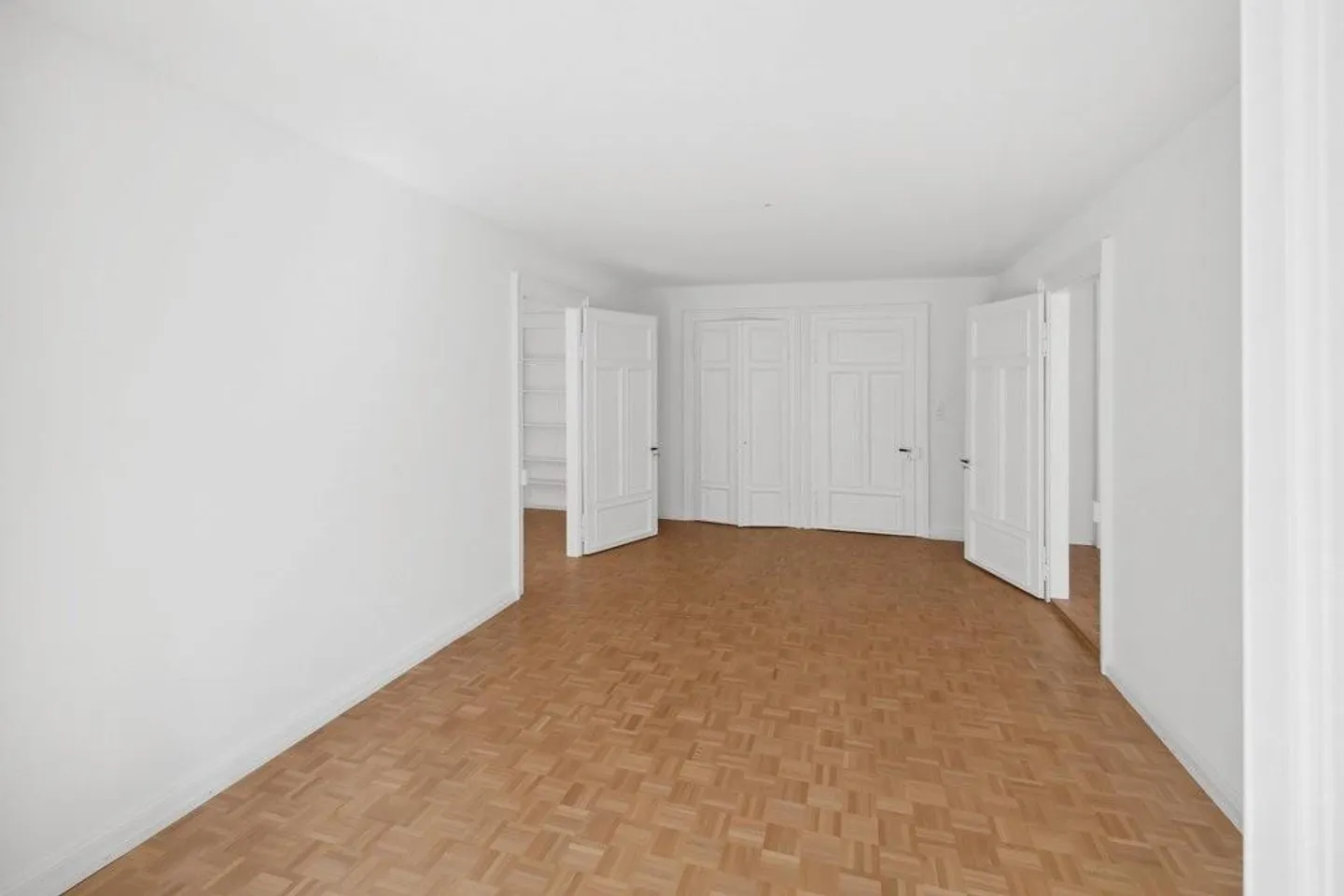 Enjoy city life to the fullest! - Photo 3 of 9