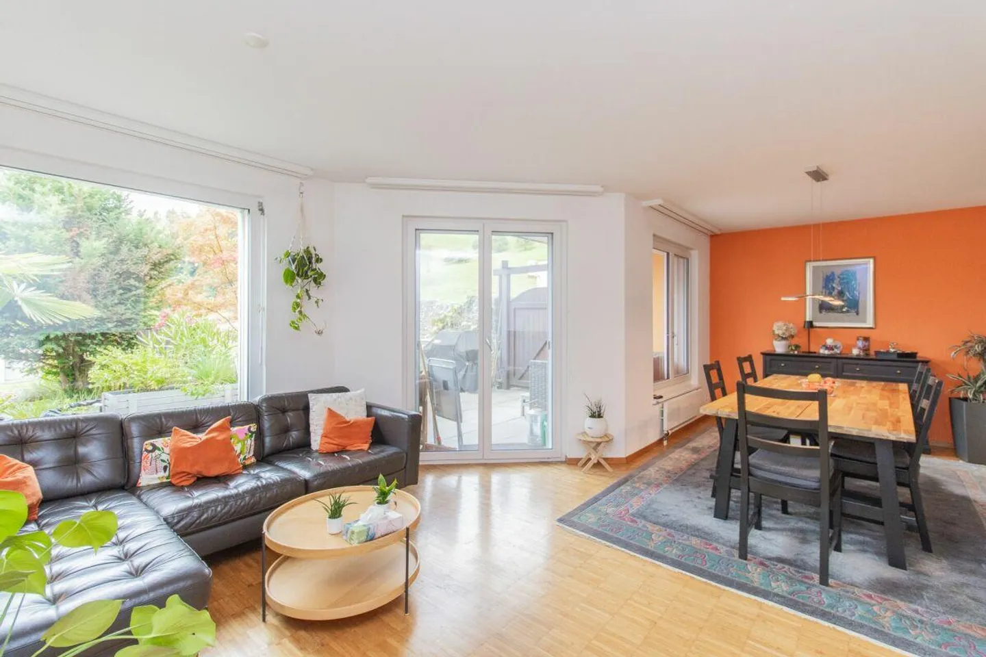 Casa di mezzo accogliente nella zona agricola - Foto 3 di 13