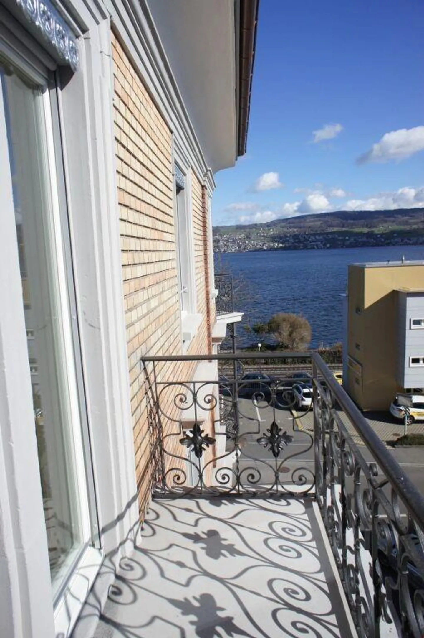 Moderne Wohnung mit See- und Bergsicht!! - Photo 7 sur 9