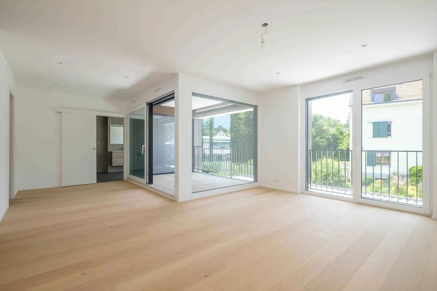 Appartamento stupendo con 7 stanze, terrazze e giardino - Foto 6 di 13