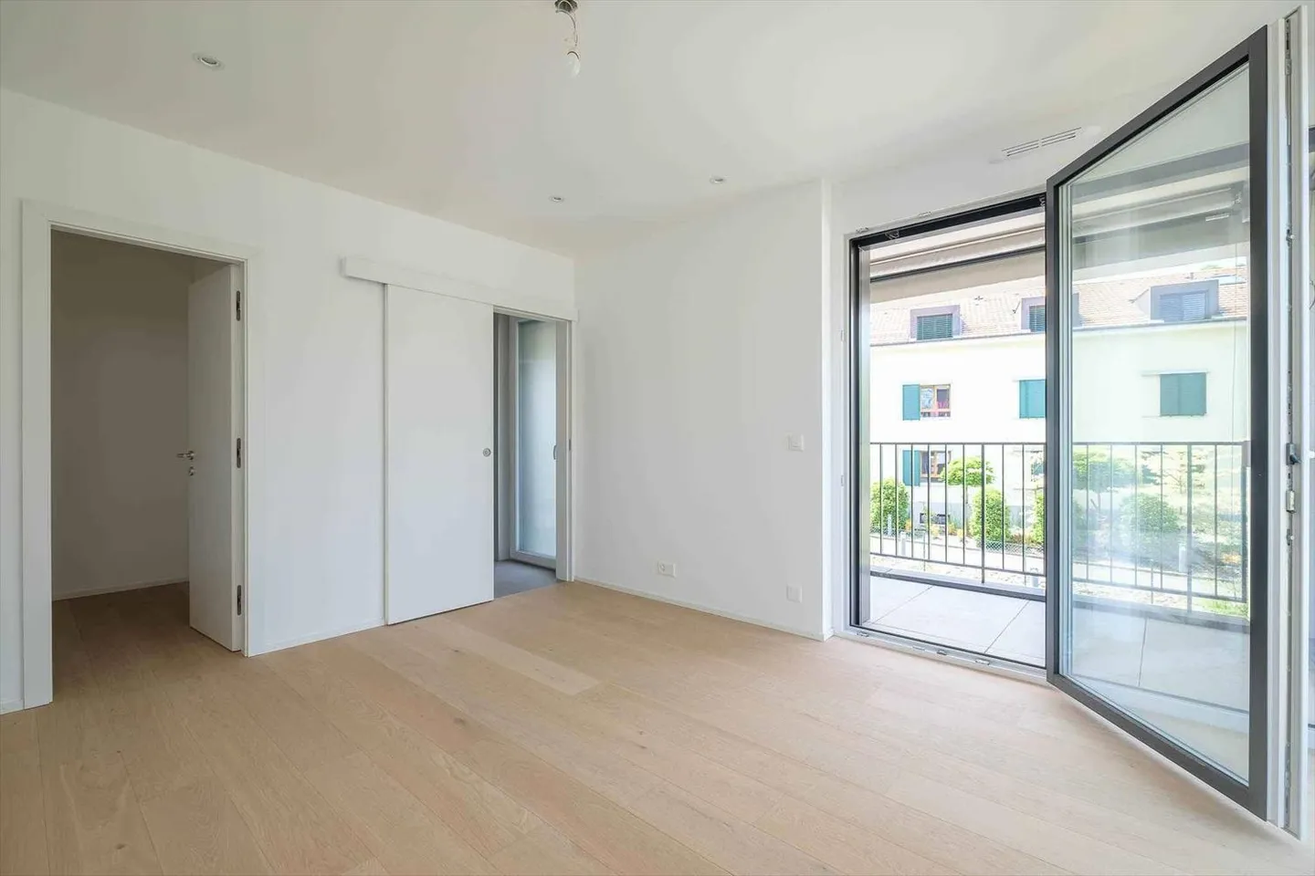 Appartamento stupendo con 7 stanze, terrazze e giardino - Foto 9 di 13