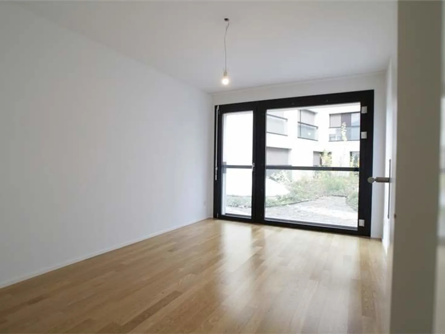 New: Modern 3.5 Room Apartment in Urban Location - Photo 5 of 8