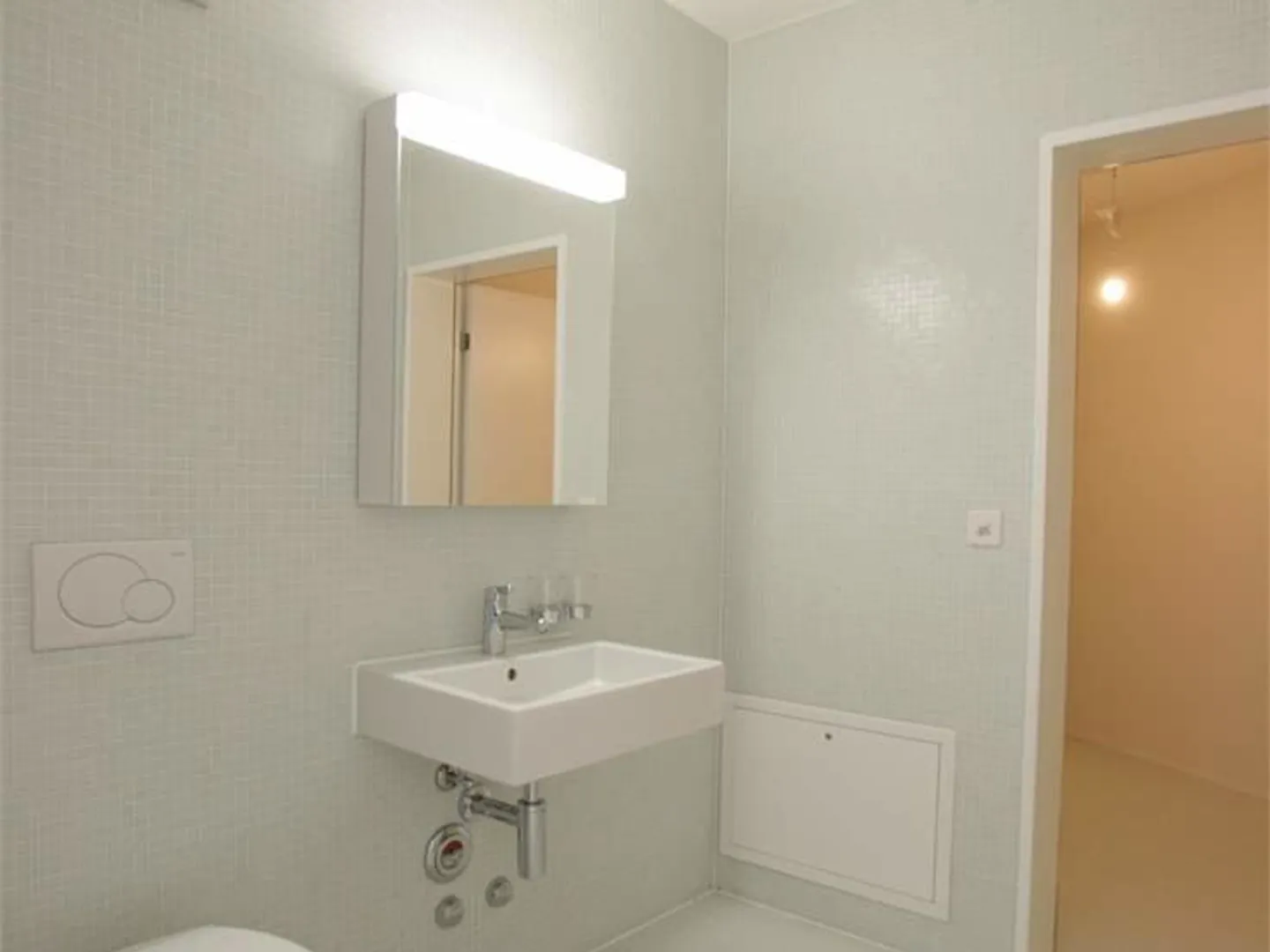 New: Modern 3.5 Room Apartment in Urban Location - Photo 8 of 8